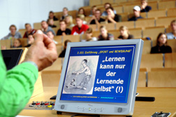 Im Hörsaal: Vorlesung Sportlehre